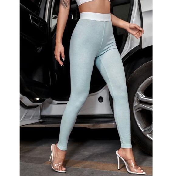 Two Piece Lounge Set - Picture 7 of 13